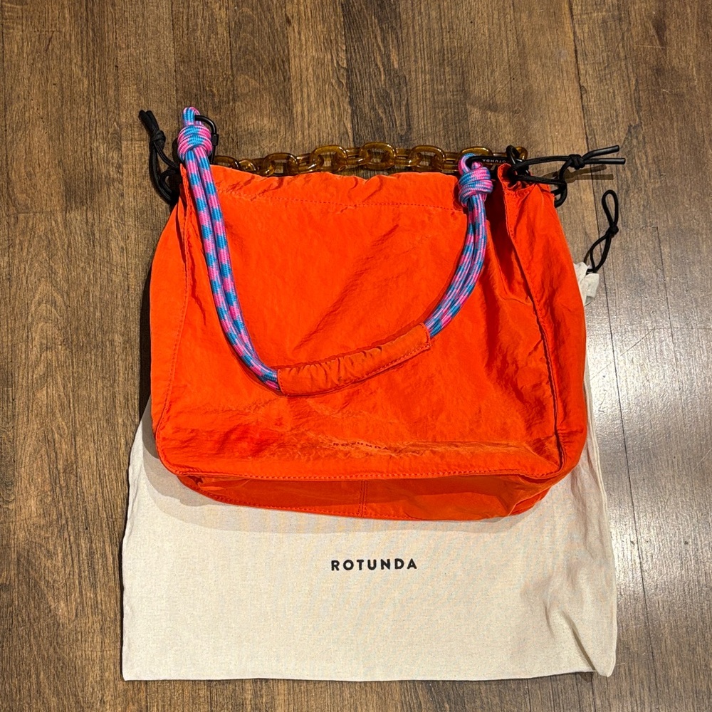 Rotunda - SANT HOBO BAG
